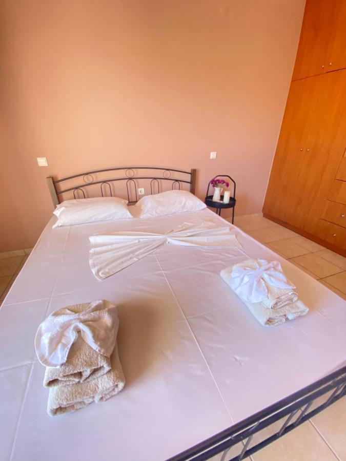 Antonis Apartment Nea Selefkia ภายนอก รูปภาพ